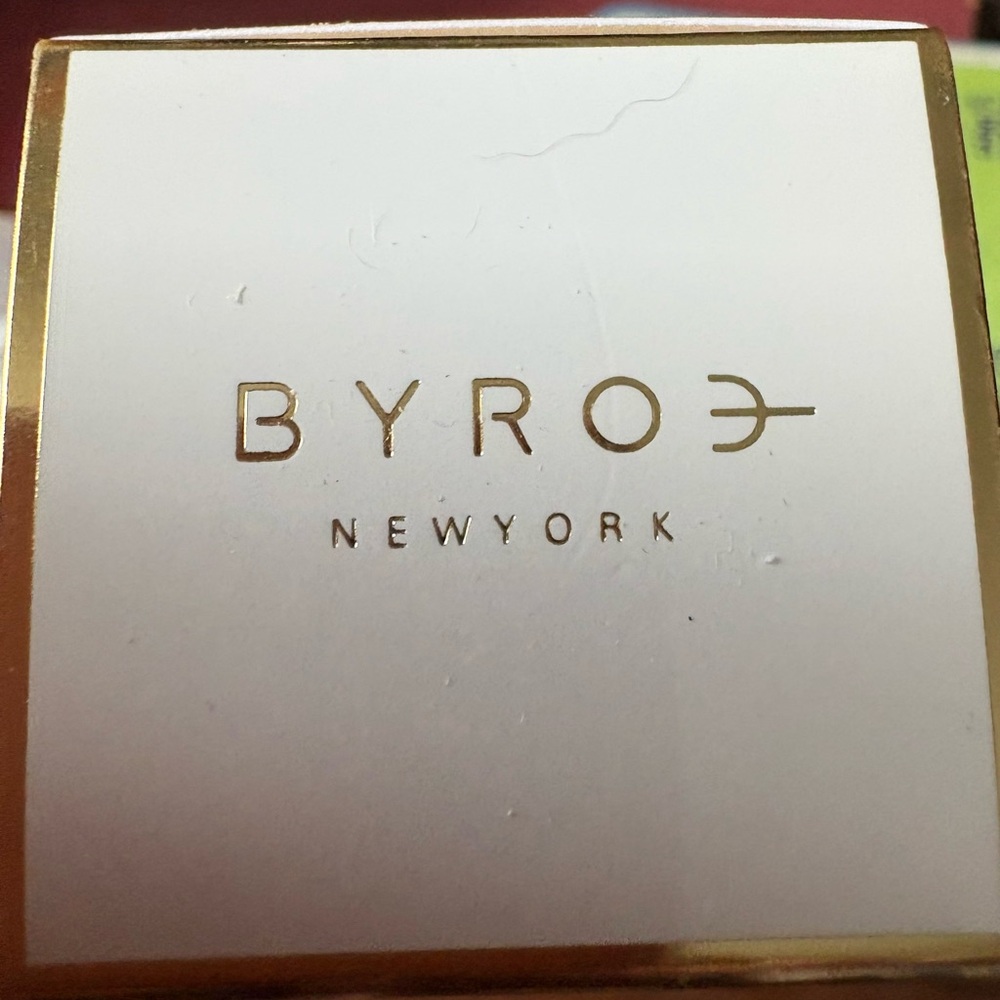BYROE New York Skincare basil dark spot treatment - Picture 4 of 7